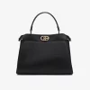 Guess shopper bag nera in ecopelle con logo e charm 6 29708104