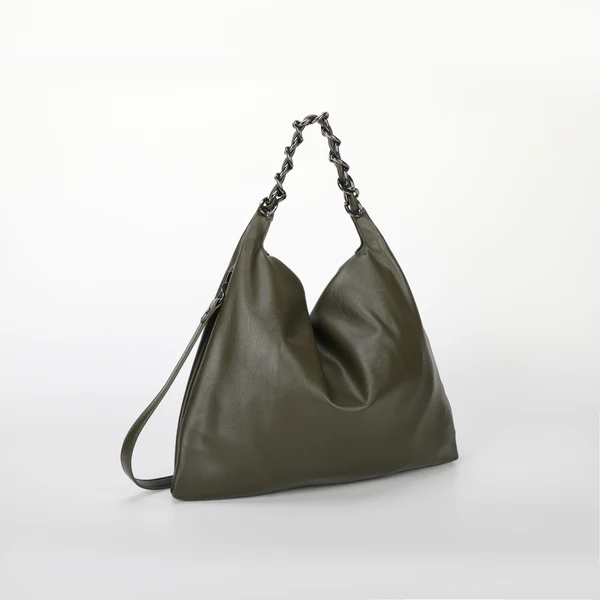 Borsa a spalla grande verde con catena – elegante e capiente 5 Borsa a spalla grande verde con catena – Elegante e capiente - immagine 5