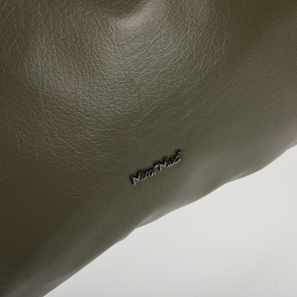 Borsa a spalla grande verde con catena – elegante e capiente 4 Borsa a spalla grande verde con catena – Elegante e capiente - immagine 4