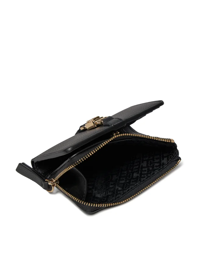 Portafoglio tommy hilfiger th central cc and coin nero – eleganza e stile 3 Portafoglio Tommy Hilfiger Th Central Cc And Coin Nero – Eleganza e Stile - immagine 3