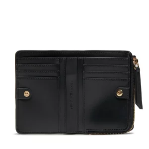 Alternative view of Portafoglio Tommy Hilfiger Th Central Cc And Coin Nero – Eleganza e Stile